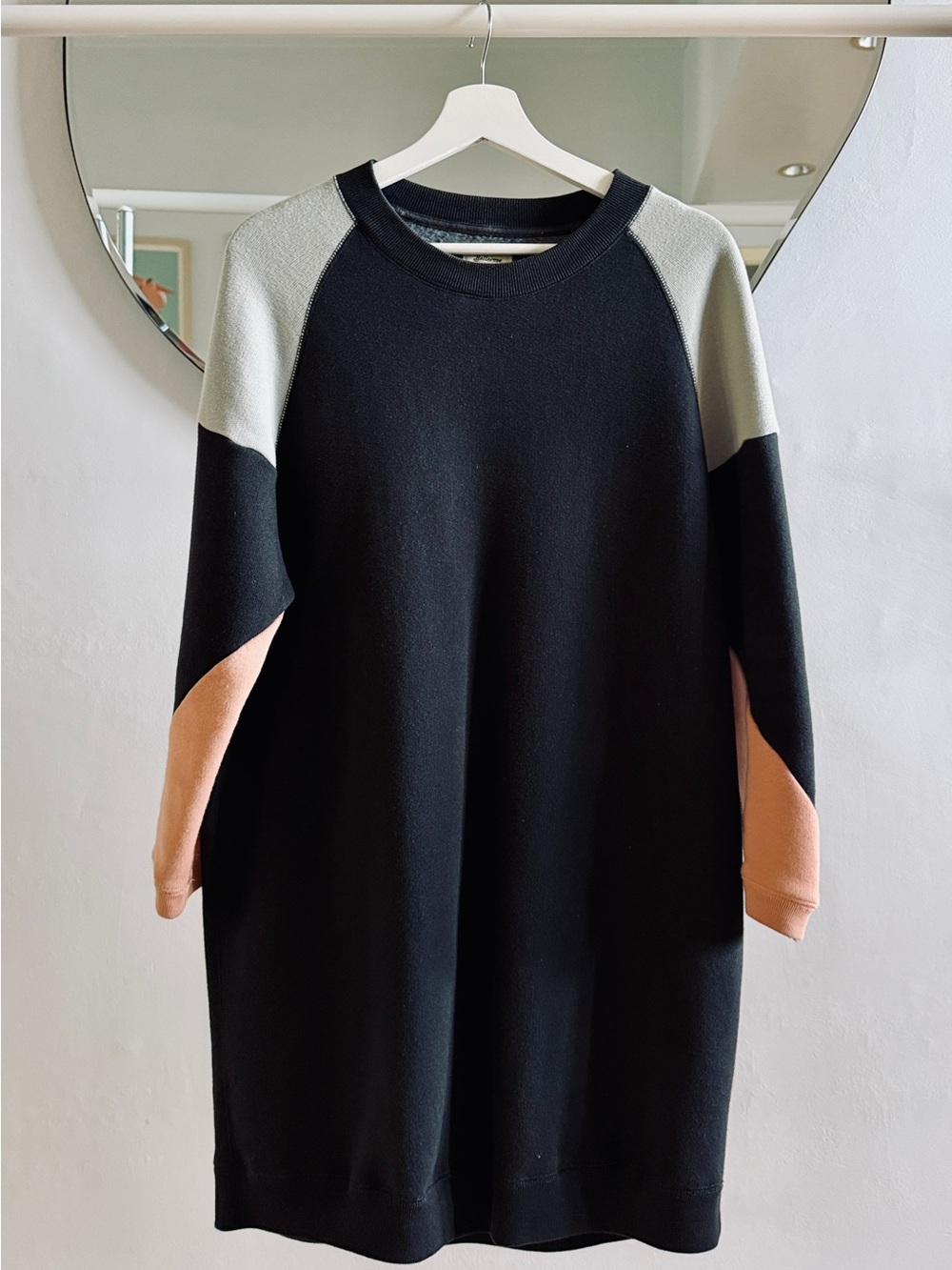 Bellerose Black Midi Sweatshirt Dress with Gray Shoulders and Peach Sleeves